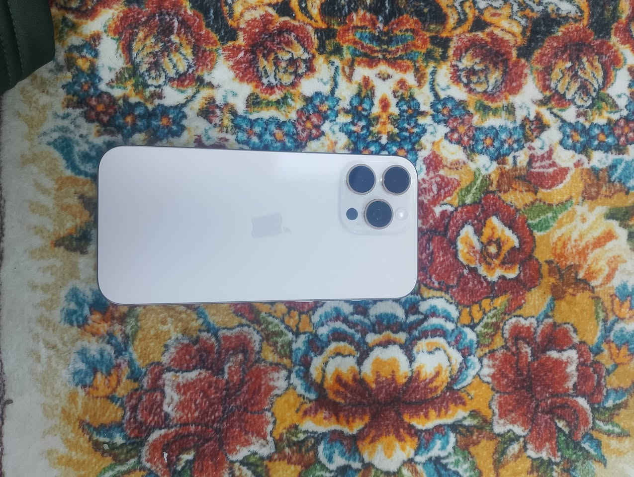 السلام عليكم ورحمه الله موبايل ايفون 16برو ماكس اخذته من شركه ماستر ستور الوكالة مال ابل بي ضمان سنتين مشحون 38 مره بطاريه 100 مكفول كفالة عامه    ***********. سعر 1.750
