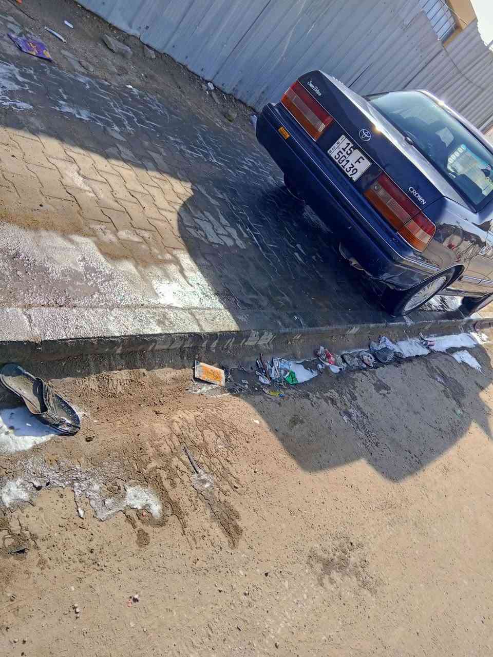 السلام عليكم راس الثور تكم للبيع السعر 82 موديل 2000 سياره مقفوله بيها شاملغ الامامي***********
