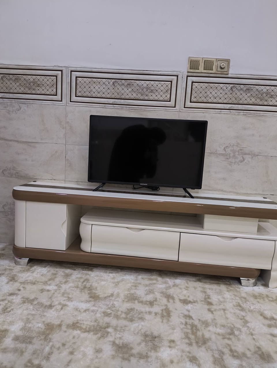 ميز طعام كوارتز مرمر  سعره 250 
ميز بلازمه تركي الثقيل يتكبر ويتصغر سعره 150
مرجوحه ممستخدمه نهائياً  175 
مكانهن بابل الحصوه


**إذا كنت صاحب هذا الإعلان وتريد حذفه لأي سبب، رجاءا أرسل رسالة إلى الدعم الفني**