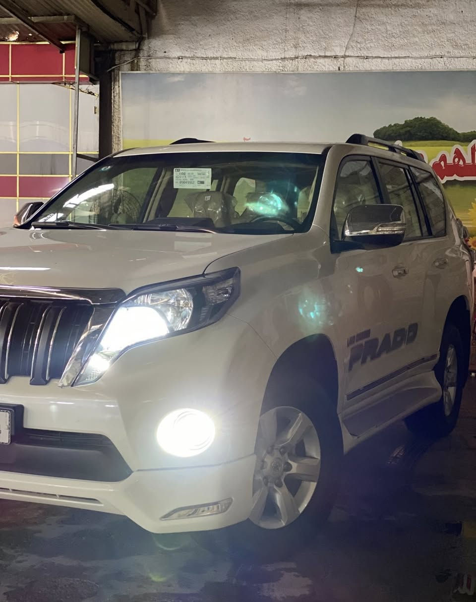 برادو 2014
T.X.L
فول مواصفات
6 سلندر 
مكفوله كفاله عامه فقط بارد بلجاملغ الامامي 
كلشي موضح داخل المنشور + السونار
هزة+ سنويه+ ارقام كل جديدة باسمي
السعر 307$ مجال جدا بسيط
العنوان بغداد معارض النهظه 
***********
