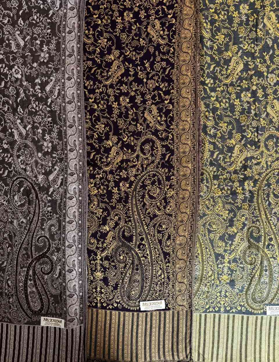 بشمينا شال وطرحة هندي خامة مستورده


**إذا كنت صاحب هذا الإعلان وتريد حذفه لأي سبب، رجاءا أرسل رسالة إلى الدعم الفني**