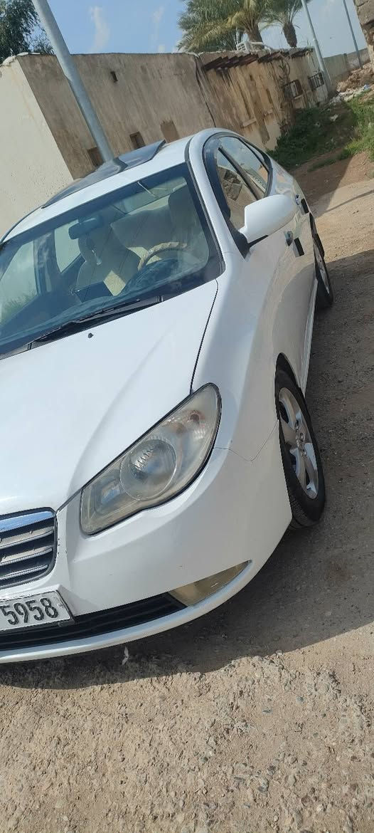 #النترا 2009 
سونار مرفق بالصور
صلاح الدين انكليزي 
تحويل مباشر
دكشن عالي 
محرك 1600
كير اوتو
تدفئه نار 
تبريد ثلج منضومة زنون 
شاشه ايباد 
ويل 16
صدر جديد 
تخم تاير 
سياره كامله مكمله 
دوشمه جديده 
بيع ب105
واذا مراوس بـ افانتي 10 سلفر فقط
مكاني مكيشيفه
***********
