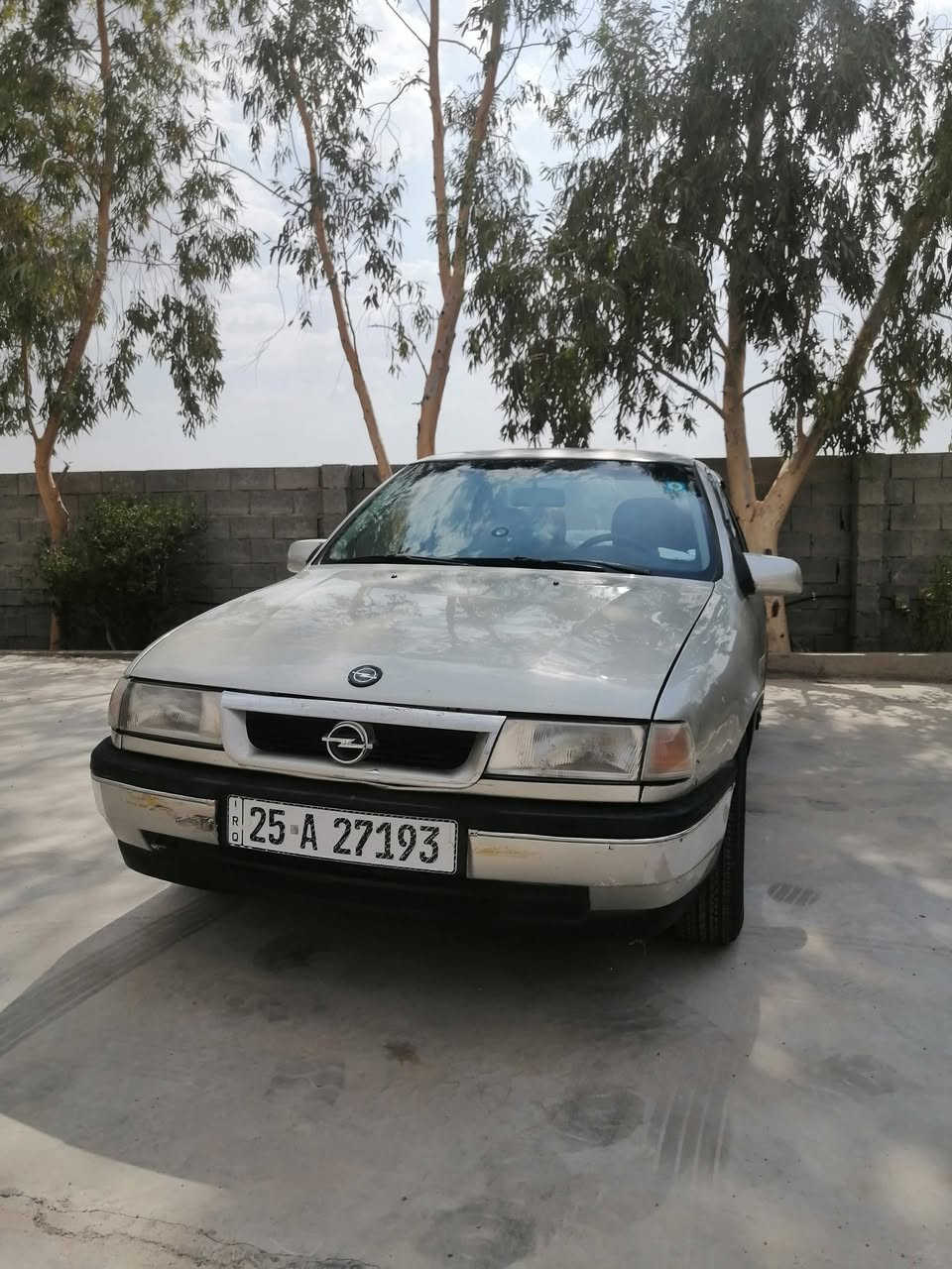 سلام علیکم البیع  اوبل  فیکترا  مکینە 20 کیر عادی مودیل 1992 سنوی  جدید  فحص سلامە جدید بطاقة بنزین بشرط ما بیە مسروفات قفل مرکزی  ماشاء الله  حلو   سعر 42$  کرکوك ،، بۆ فرۆشتن  سەنەوی تازەیە  رقم انگلیزی بتاقەی بنزینی هەیە هەزەی تازەیە مسروفی نیە بەناوی خۆمەوەیە و تحویل وکالە اکەین  42 $ کرکوك ***********
