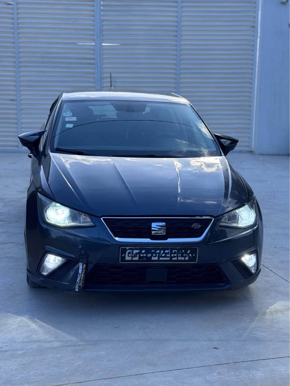 📌Seat ibiza model style + 2021
📌Jantes allum, 
📌retro rabattable
📌Acoudoire
📌Led d ambince
📌ecran tactile dorigine
📌led

Kilometrage : 128mkm reel

Num watsapp : 24544116 بني خلاد, نابل


**إذا كنت صاحب هذا الإعلان وتريد حذفه لأي سبب، رجاءا أرسل رسالة إلى الدعم الفني**