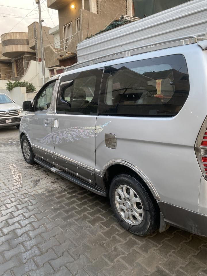 سلام عليكم استاركس موديل 2010 مسكر رقمه بغداد مصفر ضريبه غرامات سنويه بسمي سعر 160 
عنواني بغداد: غدير 
رقم هاتف : ***********
رقم هاتف : ***********
