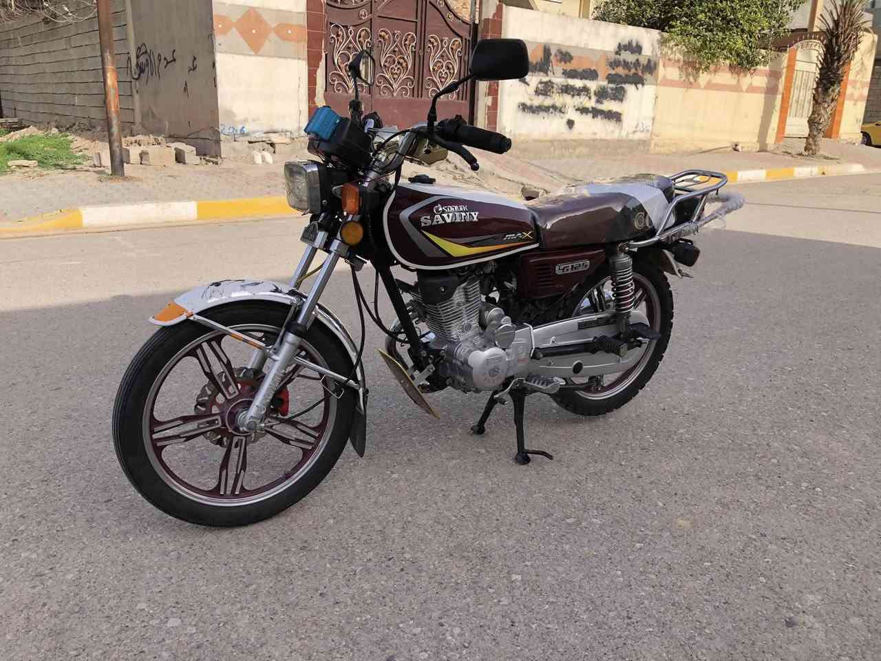 ماطور للبيع سافين سونك ٢٠٢٢ كل عيب مابيه سعره ٥٢٥ بيه مجال الشراي يخابر ***********
