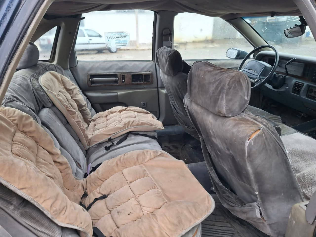 دولفين شوفرليت1992 كلاسيك سنوي اصلي به شه رتي حاسيبه. به شه رتي وكاله بيكم به ناوته وه گير توماتيك مه كينه ي 8پستون تبريدي به فره ❄☃سه ياره كه جوانه 4تايه ي لوك له ژيره نرخي 9گه لا


**إذا كنت صاحب هذا الإعلان وتريد حذفه لأي سبب، رجاءا أرسل رسالة إلى الدعم الفني**