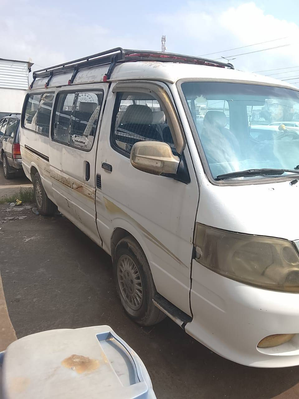 السلام عليكم 
كيه فتون موديل2005
شرعي السياره بل موصل
بدون صبغ مكينه وكير شرط
شرط اشاصي وهيه وشرط التحويل
موصل سهل نينوى معرض برطله 
الفتصار انتصل على رقم
***********
***********
