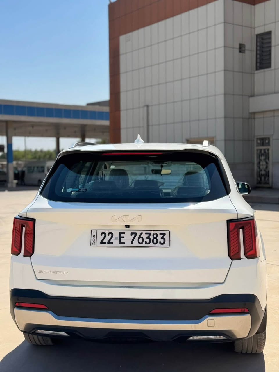 🚘 للبيع | كيا سورينتو 2024 – فول مواصفات 🚘
🔥 وكالة خليجية
✅ ضمان أكدال
📅 موديل 2024
🛣️ الممشى: 45,000 كم
💰 السعر: 29,000 دولار فقط

✨ المواصفات:
• فتحة بانوراما
• رادار ومثبت سرعة ذكي
• شاشة كبيرة مع Apple CarPlay وAndroid Auto
• تشغيل بصمة ودخول ذكي
• مقاعد جلد كهربائية
• شاحن لاسلكي
• نظام صوتي فاخر
• تحذير النقطة العمياء
• الحفاظ على المسار
• حساسات أمامية وخلفية
• باب خلفي كهربائي
• إضاءة LED كاملة
• جنوط ألمنيوم
• 7 مقاعد
• مكيف أوتوماتيك ثلاثي المناطق
• السيارة فول مواصفات

🚗 السيارة بحالة ممتازة، جاهزة للفحص والمعاينة، ولا تحتاج أي مصروف.
بغداد البياع

+964 790 132 0974
+964 771 788 1099


**إذا كنت صاحب هذا الإعلان وتريد حذفه لأي سبب، رجاءا أرسل رسالة إلى الدعم الفني**