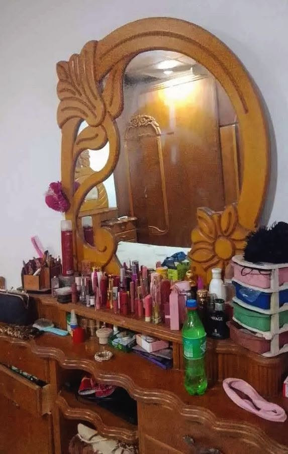 غرفه ثقيله خشب نظيف مستعمله للبيع 
السعر ٦٠٠ الف
القنصور خمسة ابواب
نقشة ضخمه كامله 
مكان حي عدن 
للاستفسار 
***********
