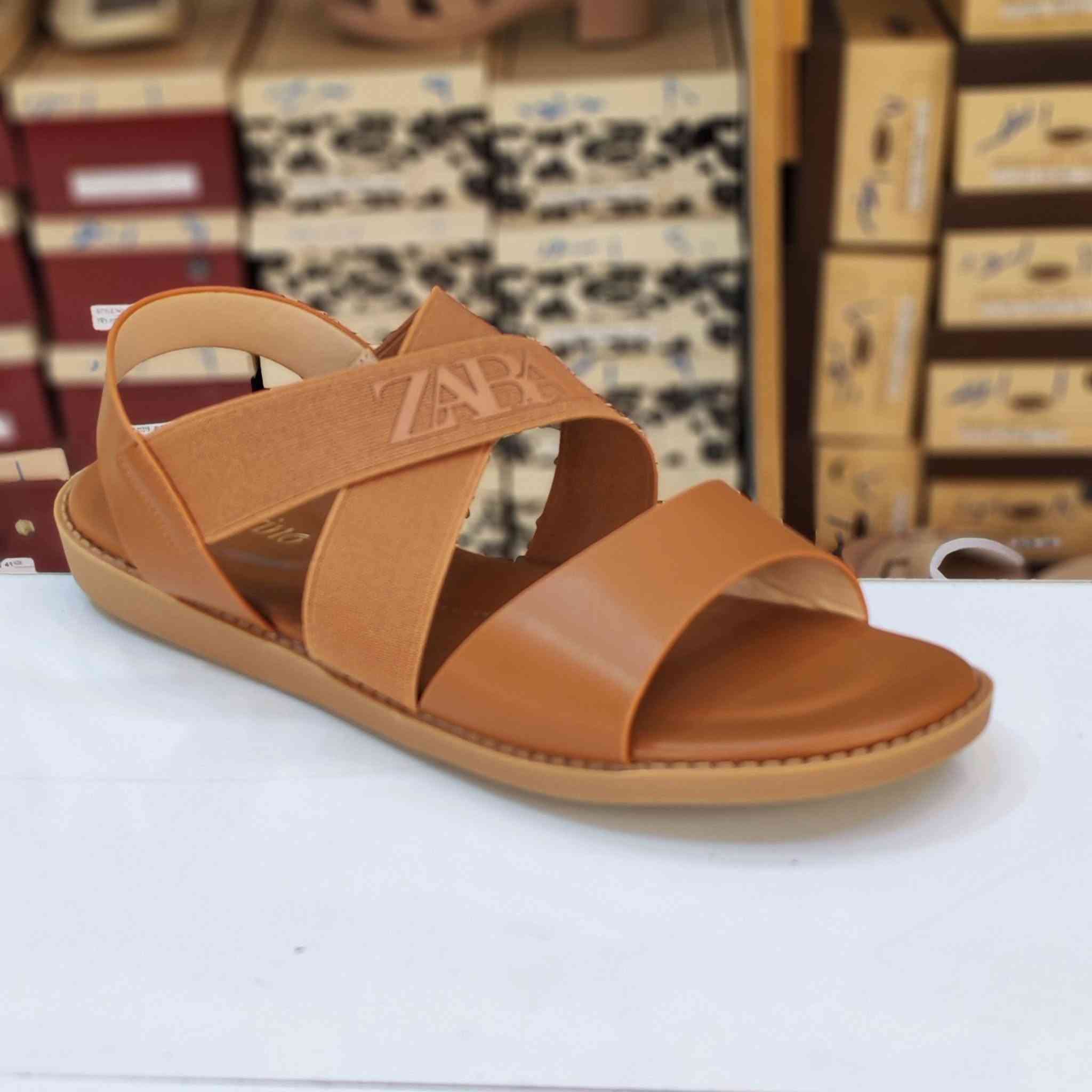 #جديد
سعر القطعة 💥 15000 الف 💥
صندل فلات طبي خفيف ماركة ZARA الوان المعروضه فقط
#العنوان خانقين مجمع الحاج قاسم خلف مجمع حبيب مول
توصيل جميع المحافظات وداخل خانقين واتس ***********
احذية و حقائب بشار
