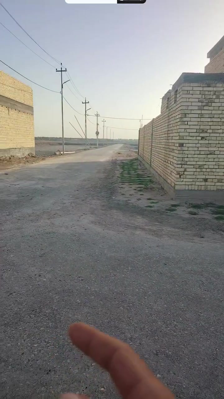 قطعه لبيع طابو 25 المساحه 150متر الخدمات ماء وكهرباء لاستفسار عله هاذه الرقم ***********
