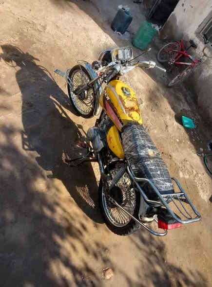 سلام عليكم  ارشه موديل 18 سعر 270 وبيها مجال اوراق كامله 
اتصل علا هاذ رقم  ***********
