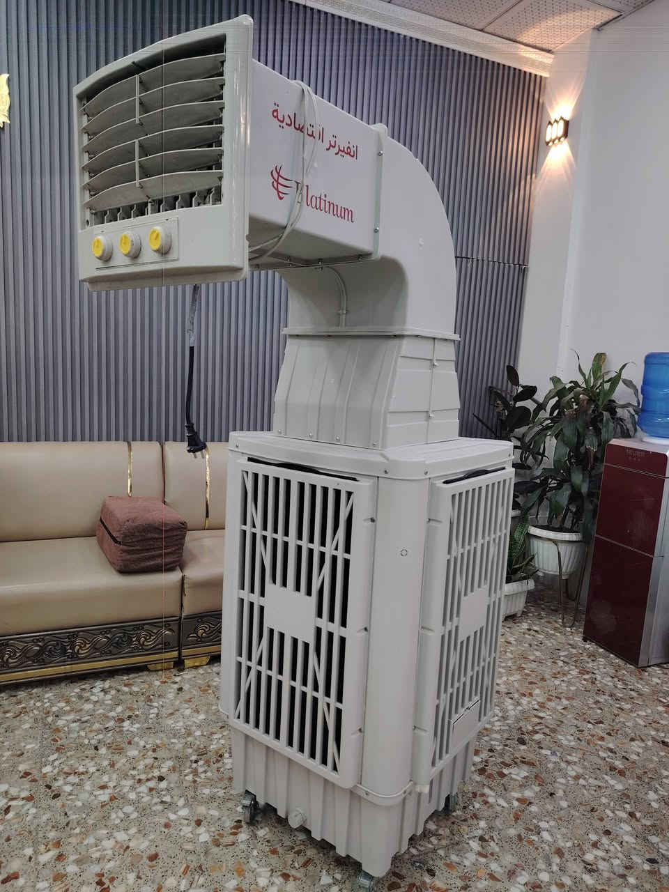 للبيع ٣٥٠ وبيه مجال مستخدمه شهرين فقط***********
