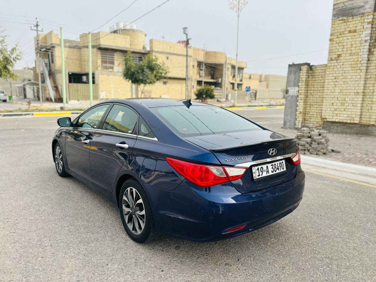 سلام عليكم سوناته موديل 2013
سعر105
وارد امريكي حادثه  بنيد ومبدل فقط   والباقي كفاله 
كشنات تتفه وتبريد
شفتات ستيرن
فول تحكم ستيرن
محرك2400 
سياره جديده كلش 
كير ومكينه مكفولات
صدر جديد 
‏تخم تاير جديد
كهربيات جاهزه 
سياره جاهزا  من كلشي 
وبل عافيه  على لياخذه 
مكاني كربلاء 
رقم الهاتف *********** كربلاء, العراق
