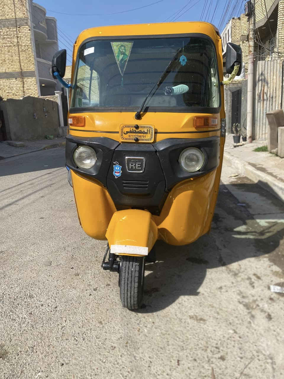 سلام عليكم تكتك للبيع بيها صفحه مضروبه جوه شوته مو كلها نصها  تعمير جديد تخم تاير  كله جديد بس مكينه لاطشه رقم وسنويه إنكليزي تحويل ثاني يوم مكاني بغداد الحسينية مال راشديه سعر 5800رقمي ***********
