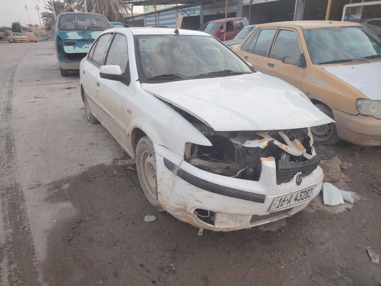 سلام عليكم سمند 2010رقم قادسيه تنباع عله وضعه كير ومكينه سليمات سياره شغاله حداديه سليمه  مكاني سماوه الحي صناعي سعر ٢٣ وبيه مجال ***********.  .. ***********
