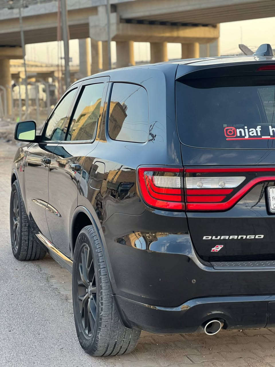 #السياره: دودج دورانكو ار تي ماكس R\T MAX
#عداد_المسافة : 29 الف ميل حقيقي

#الضرر : طرف الجاملغات والبنيد الحادث مواصل للراديتر نفسه بلاديه
صور الحادث بالمنشور
#الرقم : بغداد دولي

#الايرباك : بدون ضرر اي ايرباك

صور الحادث بالمنشور

#المواصفات : 

▪️السيارة : دودج دورانكو R/T MAX

▪️الموديل : 2022

▪️المحرك : 5.7L . V8  (ثمانية سلندر)

▪️حجم الويل : ويل كب حجم 20 اسود مع طقم تايرات بحالة ممتازة

▪️مصابح امامية زنون مع LED مع كشافات دعامية زينون

▪️بصمات عدد 1 للأبواب مع بصمة جنطة وبصمة تشغيل وتشغيل عن بعد

▪️غرفة السيارة جلد لون اسود اصل

▪️فتحة سقف ( سلايد روف ) بالقمارة

▪️رادار امامي مع مانع تصادم

▪️حساس امامي اصل

▪️حساس خلفي اصل

▪️تحذير الخروج عن المسار

▪️تحذير النقطة العمياء

▪️شاحن لاسلكي ( وايرلس )

▪️مقاعد تبريد وتدفئة

▪️كامرة خلفية دوارة اصل مع الستيرن

▪️شاشة الدشبول الحجم الكبير

▪️تحكم فول كهرباء لكرسي السائق والراكب 

▪️ذاكرة كشن

▪️سستم صوت

▪️دفع رباعي 4*4

▪️إشارات على المرايا الجانبية

▪️تحكم ستيرن جهتين بلوتوث وحاكية وكروس سرعة وتحكم صوت 

▪️نظام ABS مانع انزلاق
السعر 322 ورقة بيها مجال 
 للاستفسار ***********
النجف الأشرف
