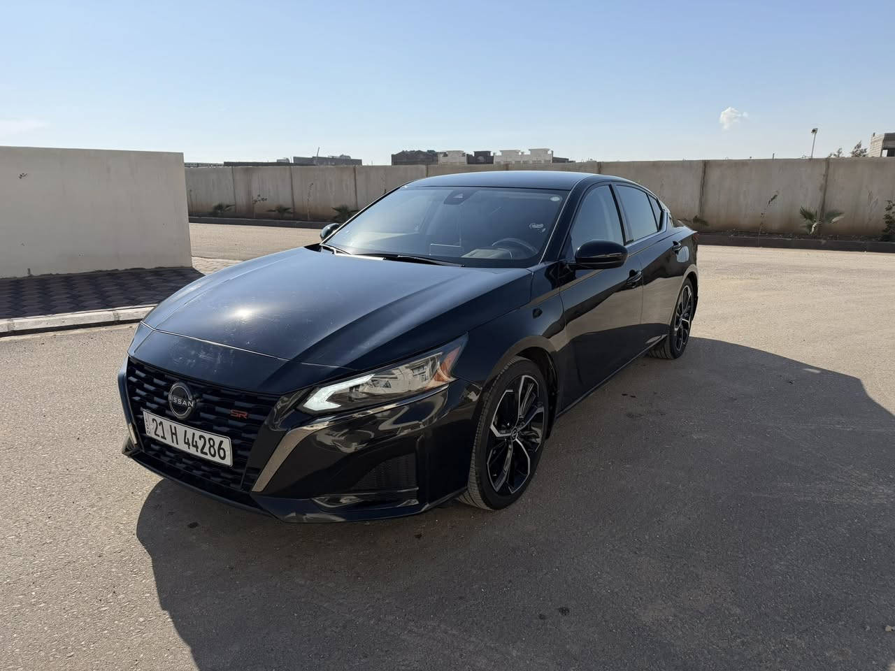 نيسان التيما 2023/SR/
لون اسود 
حادس به س چاملغ سايق ضبخ بدون دواخل 
سياره جديد 49km ماشيه 
صور شاصي حادس موجود 
مكان سياره كركوك 
***********
سعر 188$ بي مجال
