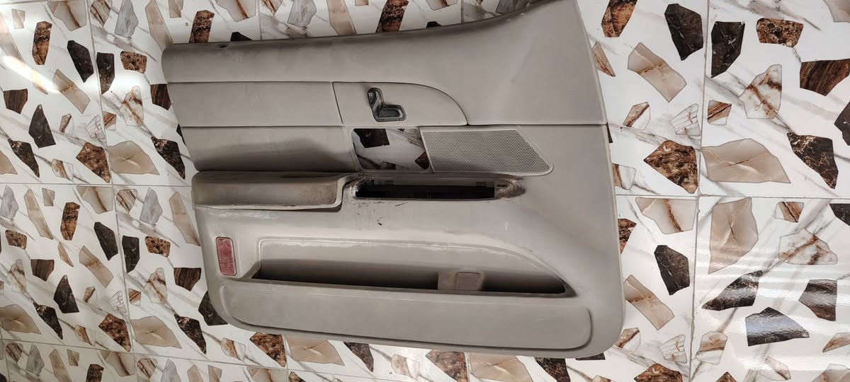 بطانة باب فكتوريا للطلب راسل خاص او اتصال *********** واتساب نفس الرقم
