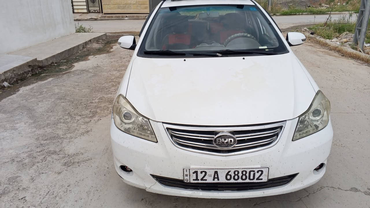 السلام عليكم
BYD G3  2013.
باسمي فول مواصفات گير اوتوماتيك محرك بلادي نظيف 
السعر 46 مجالها شي بسيط 
📞 ***********
