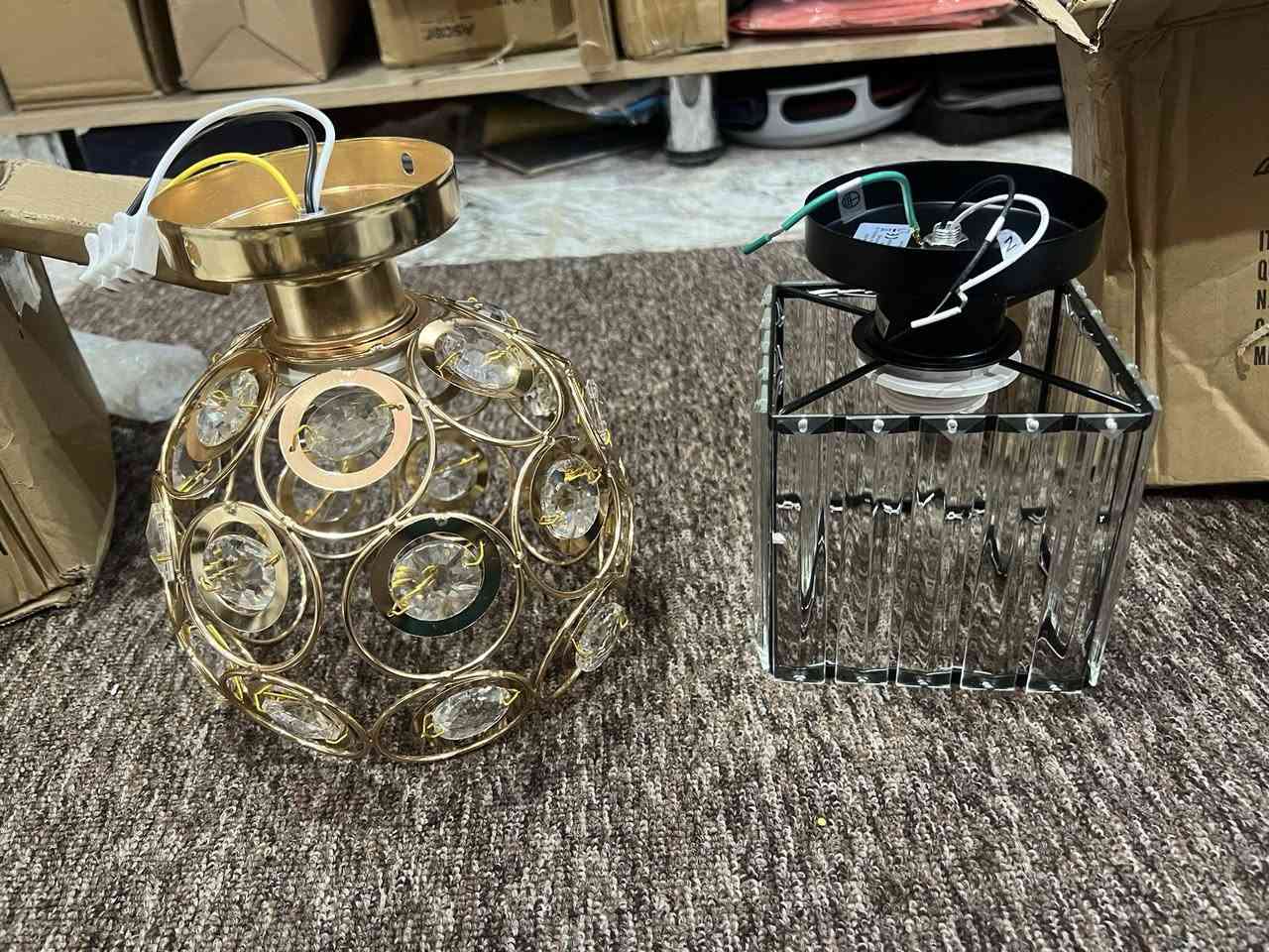 ثريات قطعتين فقط سعرهن ١٠


**إذا كنت صاحب هذا الإعلان وتريد حذفه لأي سبب، رجاءا أرسل رسالة إلى الدعم الفني**