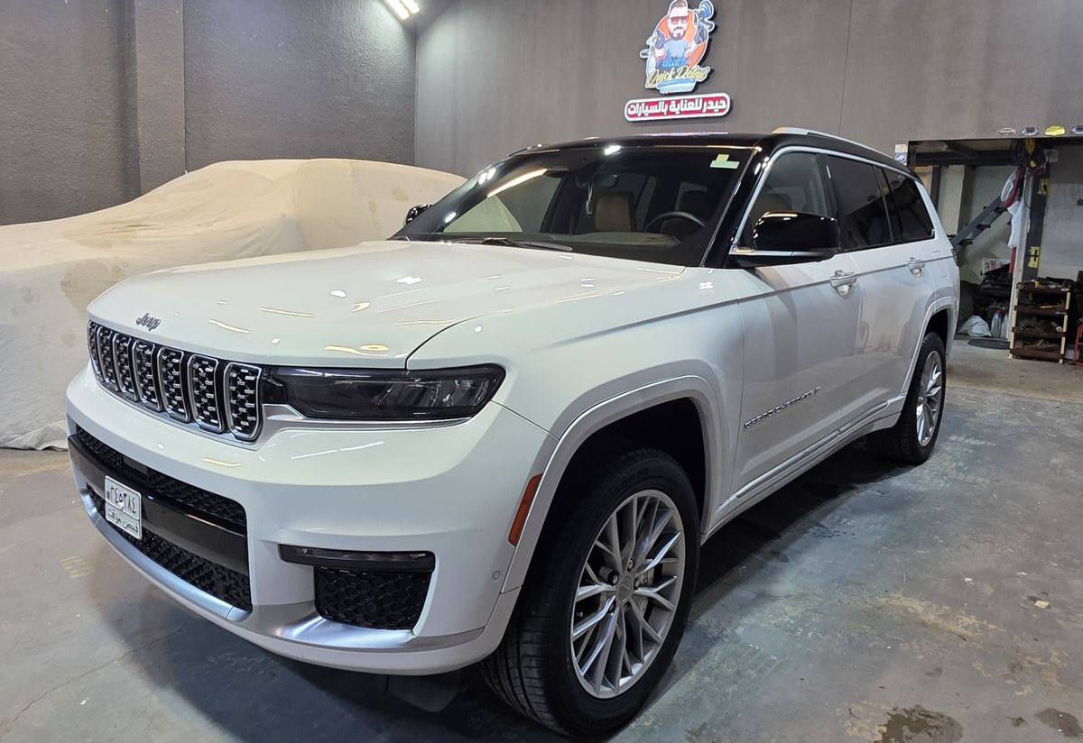 -جيب سومت موديل 2023 
- وارد امريكي بدون ايرباك 
- ⁠تصليح وكالة ( دعامية نفس اللون +صبغ جاملغ + بنيد صار بي تكحيل و pdr ) 
- ⁠محرك ٦ سلندر ٣٦٠٠ 
- ⁠٨ گير 
- ⁠رقم بغداد بأسمي 
- ⁠بدي طويل ٦ راكب 
- ⁠مكانها ميسان / العمارة 
- ⁠ويل كب ٢٠ انج 
- ⁠ماشية ١٦٠٠٠ ميل وقابلة للزيادة 
- ⁠مكانها ميسان / العمارة 
- رقم الشاصي       ⁠1C4RJKEG4P8703408
- 
رقم صاحب سيارة ***********
