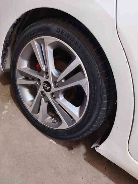 سلام وعليكم ويل كب حجم18+تايراتة للبيع او المراوس بويل اسود للتواصل***********
