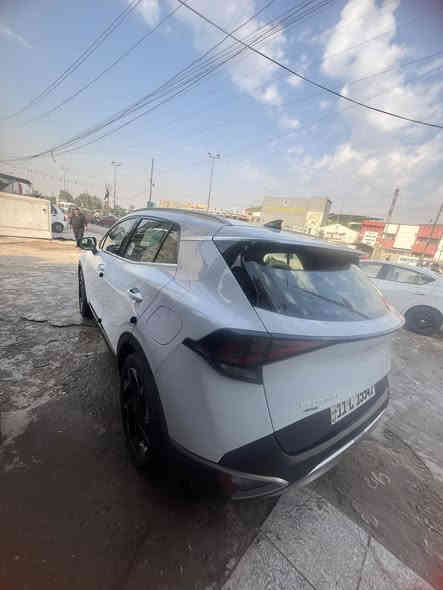 للبيع :كيه سبورتج  خليجي 
الموديل : 2024

ماشيه20 الف

بصمه  كراسي 

مري كهرباء 

انضمه قياده

تشغيل عن بعد 

حساسات امامي خلفي 

 شاشه +عداد دجتل 

كامره دواره 

بصمت ابواب 

ترحيب عند لاقتراب 

مثبت سرعه 

ويل 19

تبريد قطعتين 

داخل بيجي 

محرك 2000 دوش 

شاحن واير لس 

الصابيح الماميه LED

المصابيح الخلفيه LED

شفتات ستيرن رياضي 

مانع انزلاق 

شاشه ابل كار بليل +جي بي اس 

انذار عند الاقتراب

اشاير بل مري 

السياره كلش نضيفه وحلوه 

الرقم بغداد دولي باسمي 

السعر 240ورقه بيه مجال للشراي ابيع فقط للجناي وعقد مروري

أي استفسار ***********

مكان بغداد الزعفرانيه
