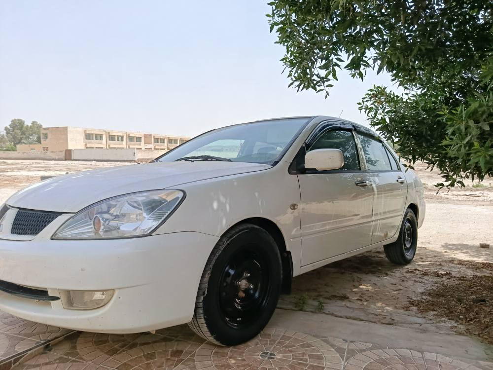 السلام عليكم.

لانسر مسيبوشي 2010كفاله عامه 
مكينه 2000
رقم جديد باسمي سنويه 2030
مكانها الديوانية عفك 
للاستفسار *********** ديوانية, القادسية
