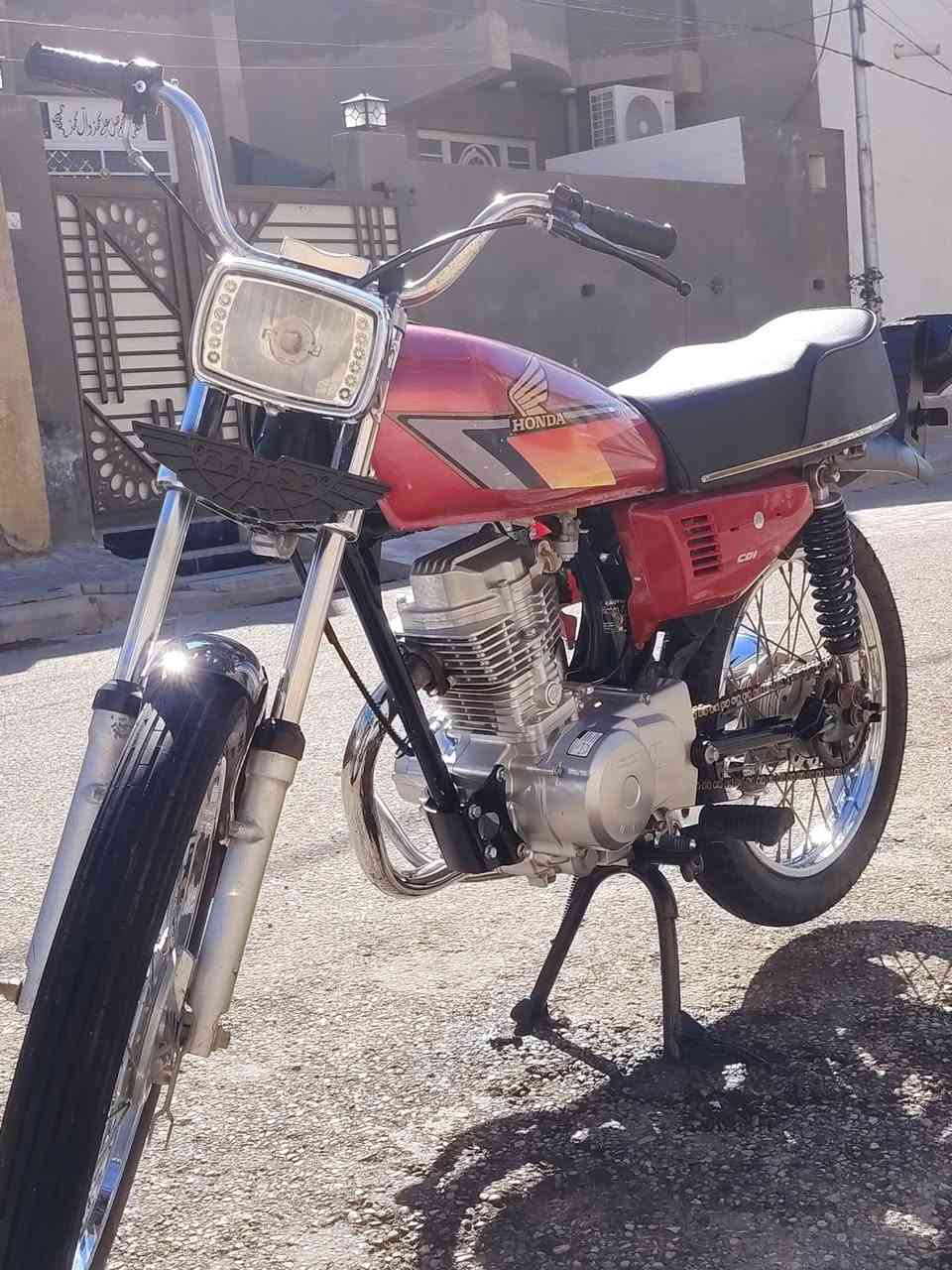 سلام عليكم ٤كير مديل ٢١ نامه غراض ٢٥ كله حته مكينه اوراق اصولي ***********
