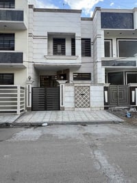 دار للبيع  طابو ملك صرف المساحة 103متر  الموقع بغداد الجديدة مقابل مدر...