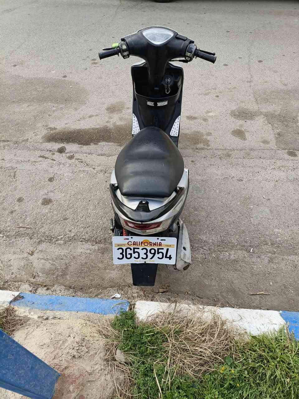 ماكس بلاديه 49 كلها ختم واحد حته الصالصنه ختم نضافه كدام العير معروضه للبيع بالمحل السعر750الرقم ***********كامله مكمله
