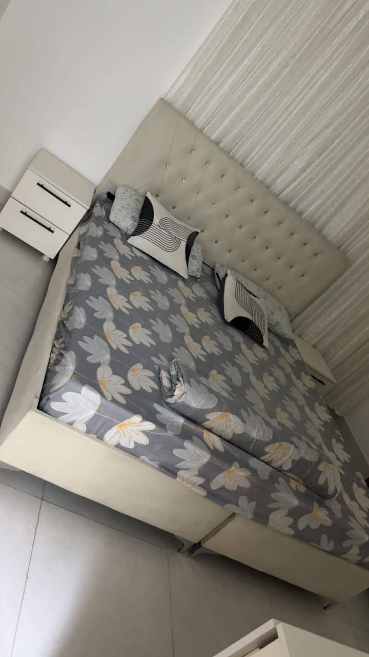 غرفه تركي اخت الجديده 5قطع هيه ودوشك 600 ديوان شغل سليمانيه 10مقاعد بدون ضرر السعر 550 طبله وسطيه وميز بلازمه 125 العنوان بغداد مطار المثنى مجمع. دار السلام


**إذا كنت صاحب هذا الإعلان وتريد حذفه لأي سبب، رجاءا أرسل رسالة إلى الدعم الفني**