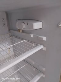 ثلاجة ONAX قدم 22 مستخدمة موسمين نظيفة جدا مع كافة ملحقاتها مع وصل الض...