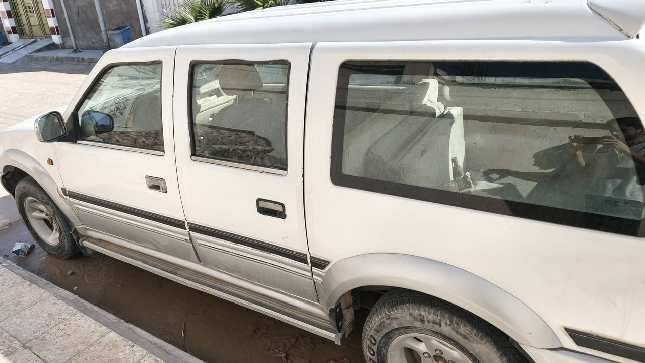 سيارة جنبي ستيشن 7 راكب
مصبوغة عام 
سنوية ٢٧ 
بأسمنا تحويل مباشر 
تبريد غير شغال 
٣٥ وبيها مجال للشراي


**إذا كنت صاحب هذا الإعلان وتريد حذفه لأي سبب، رجاءا أرسل رسالة إلى الدعم الفني**