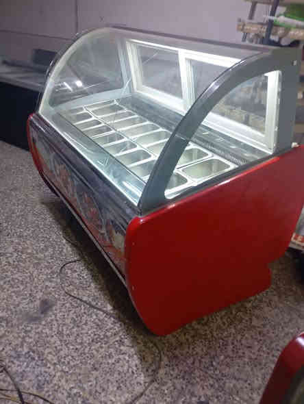 عارضة مقبلات قياس متر ونص 16بلانك
السلام عليكم من رخصة الادمن عارضه مقبلات 16 بلانك
قياس متر ونص
ارضيه صناعي سل ستيل 
وجه اعلانات اناره
العنوان بغداد جسر ديالى الكرغوليه خلف محطة الوقود شارع
الاستفسار الاتصال *********** علمنا بيه وتساب
