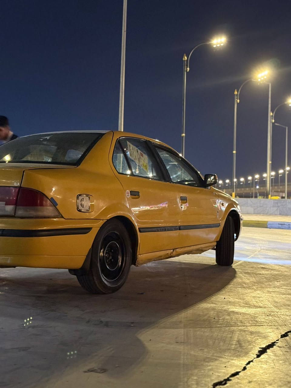 سلام عليكم سمند مديل11
رقم بغداد نكليزي
مصفره هيئه وغرامات 
تبريد شغال 
حداديه نص عمر 
مكينه جديده لاتبخير ولاتنقيص 
سياره خير من الله بس عوزه شويه تلحيضات
سعر 30وبيها مجال حك الجيه 
مكان السياره واسط مركز المدينة
رقم الموبايل 
***********

