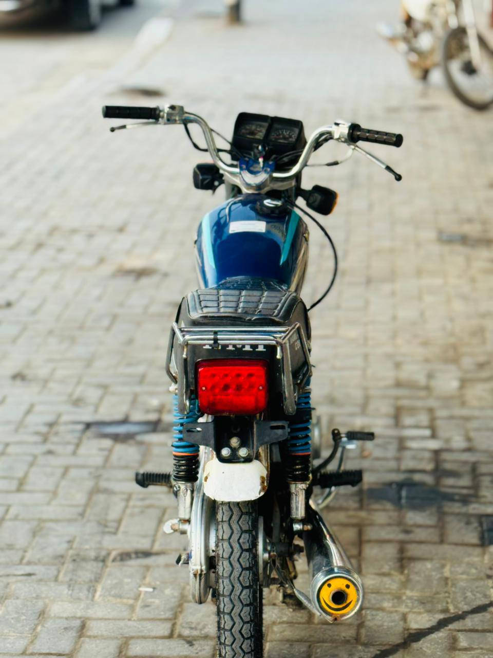 سلام عليكم اخوان دراجه نامه موديل 22 اوراق اصولي سعره 900وبيه مجال بصيط


**إذا كنت صاحب هذا الإعلان وتريد حذفه لأي سبب، رجاءا أرسل رسالة إلى الدعم الفني**