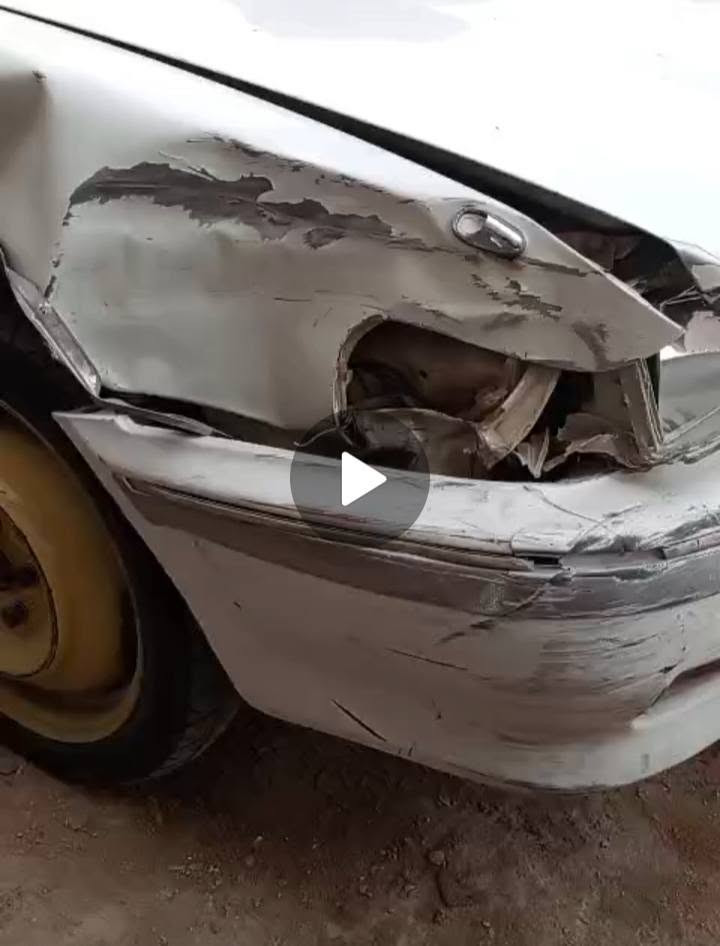 سياره مارك تكم موديل 93 حادث هذه الجاملغ للبيع السعر 55 وبيه مجال للتواصل رقم ***********
