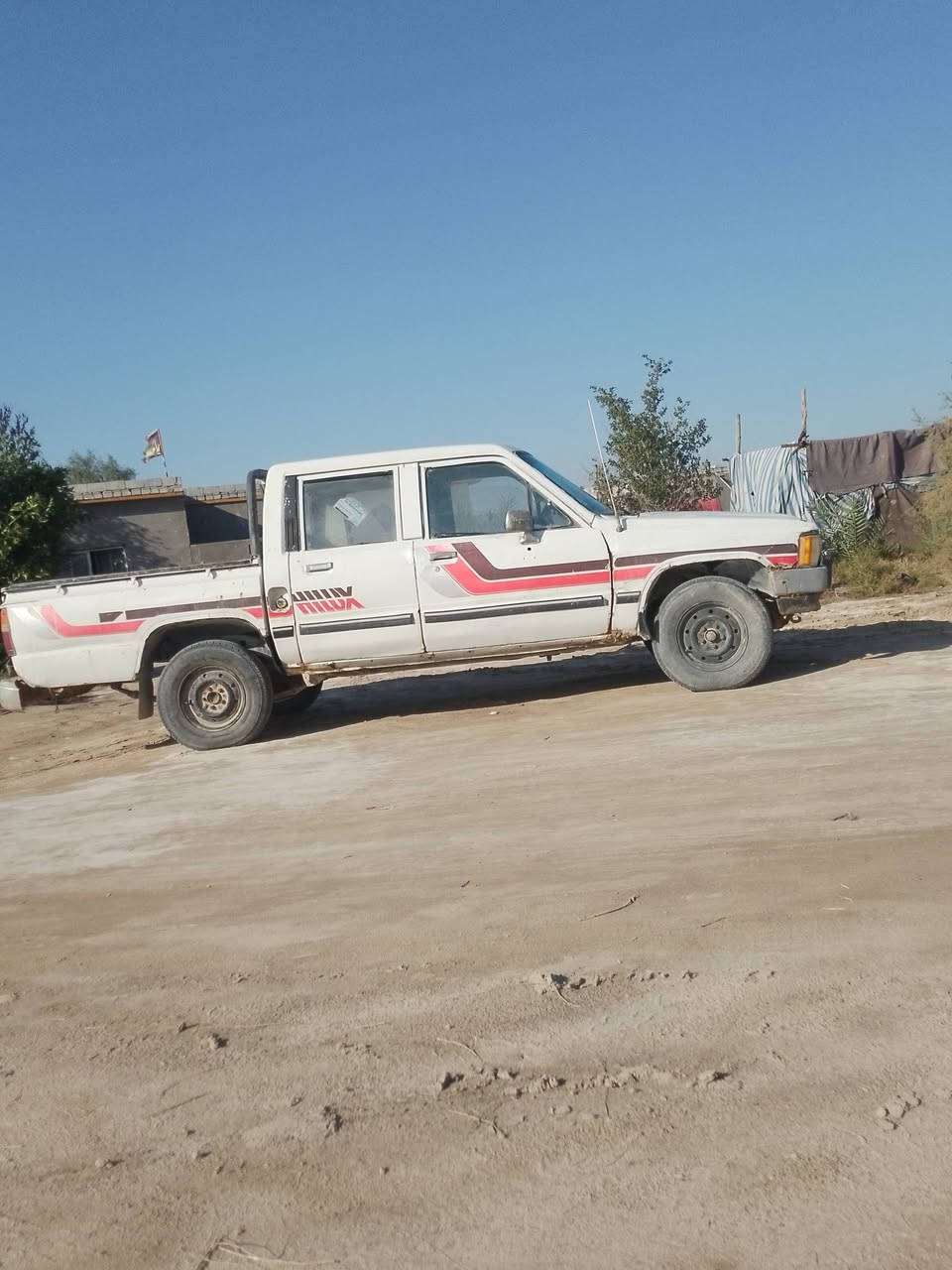 سلام عليكم بيكم موديل 87 سياره حلوه رقم ذي غار مكان كربلاء المالك بالناصريه بالغراف سياره حلوه سعر 25 وبيها مجال للطيبين اخوان لا احد يراسل على الخاص مكلف بالنشر رقم الموبايل ***********
