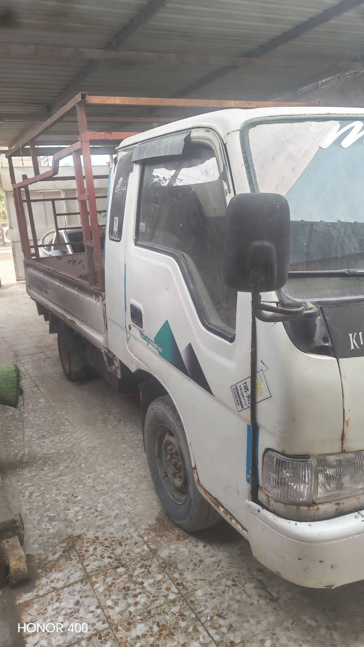 سلام عليكم كيه فنتيره  مديل 1999 
عنوان بصره شط العرب 
سعر 50$ وبيها مجال 
***********
