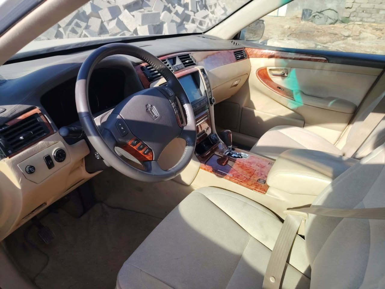 شاهینه ادوات مکصوصه جنطه بصمه سوده 2006 شاصي 82 المرغوب شغل باجات مكاني ناصريه 
السعر 40 وبيها مجال قليل
***********
