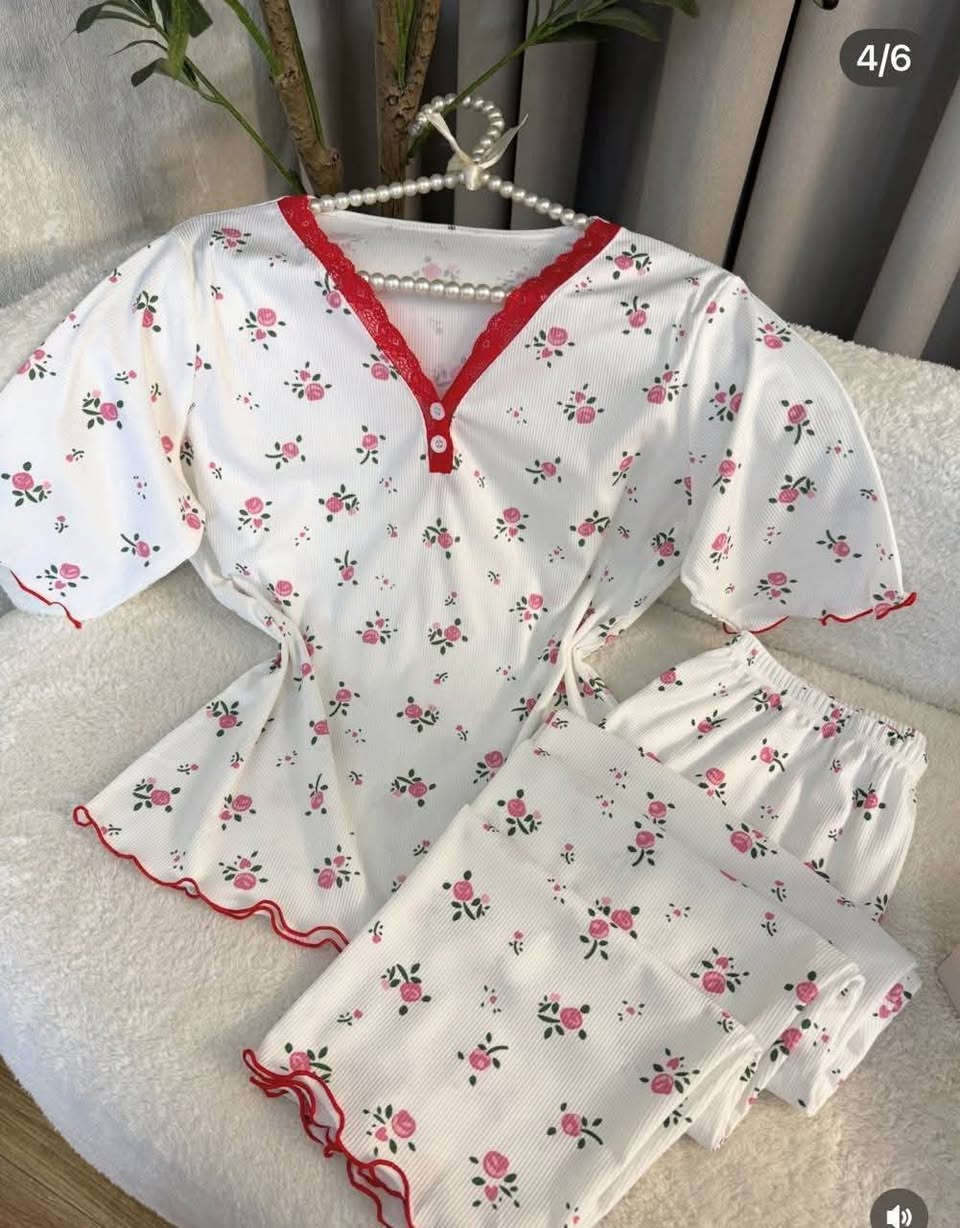 تراك نسائي قماش ناعم قياسات xl, xxl


**إذا كنت صاحب هذا الإعلان وتريد حذفه لأي سبب، رجاءا أرسل رسالة إلى الدعم الفني**