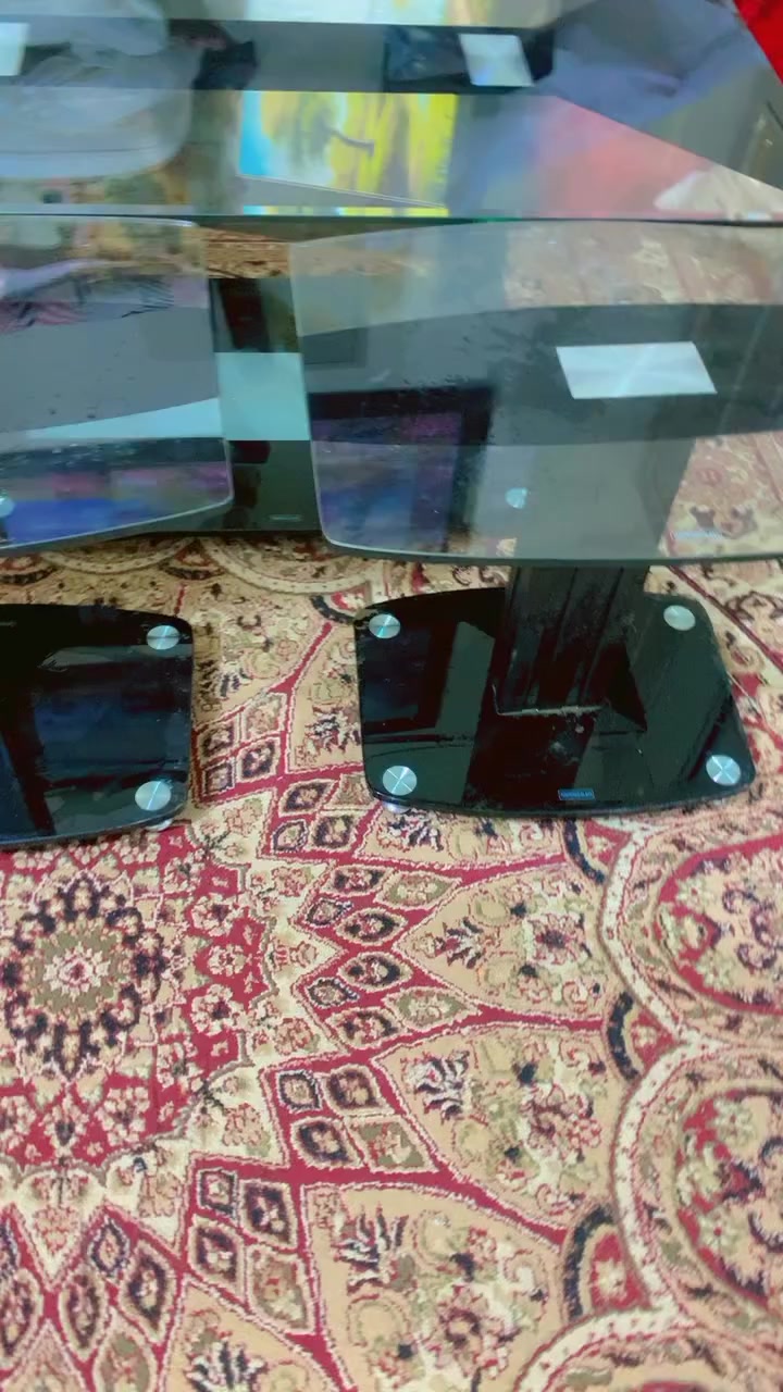 غراض للبيع 
ميز وسطي مع  2. طبلات. نظيف جدا السعر. 35 
ميز مربع  صاج وسطي. السعر 10 
ميز بلازما نظيف جدا. طول متر ونص  السعر 20 
مكينه براذر الاصليه ماخذيه بورقتين سعر البيع  125 
سرير تركي. نفر تكمه الثكيل  السعر 75 
مكان اعظميه


**إذا كنت صاحب هذا الإعلان وتريد حذفه لأي سبب، رجاءا أرسل رسالة إلى الدعم الفني**