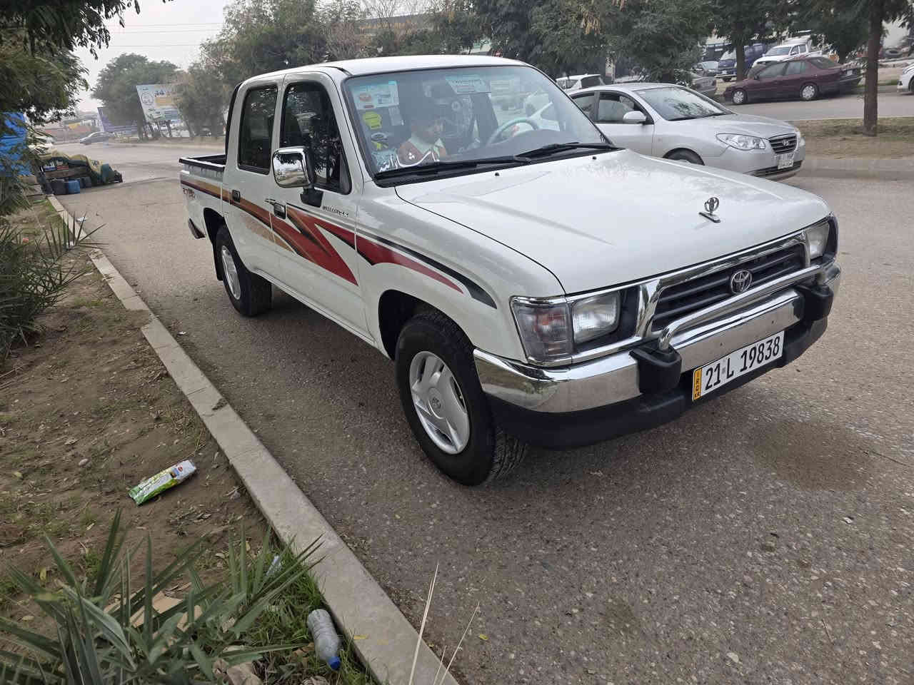 سلام علیکم
جمرە2001 مکفوله کفاله عامه 
شریکە ماشی 98 الف حقیقی
JLXفول 
تایرات جدید محرک شریکە مامفتوح
تبرید تدفئە رقم سلیمانیە بسمی دولی
مکانی سلیمانیە کلار ترید خابر
***********
