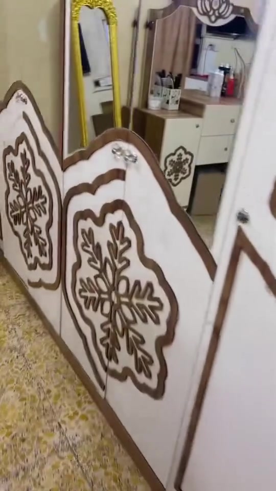 غرفه نوم نضيفه جدآ مابيهه ضرر ابد غير هذا بجربايه من المسح شويه سعرها 300 وبيهه مجال مكان بغداد الشعب


**إذا كنت صاحب هذا الإعلان وتريد حذفه لأي سبب، رجاءا أرسل رسالة إلى الدعم الفني**