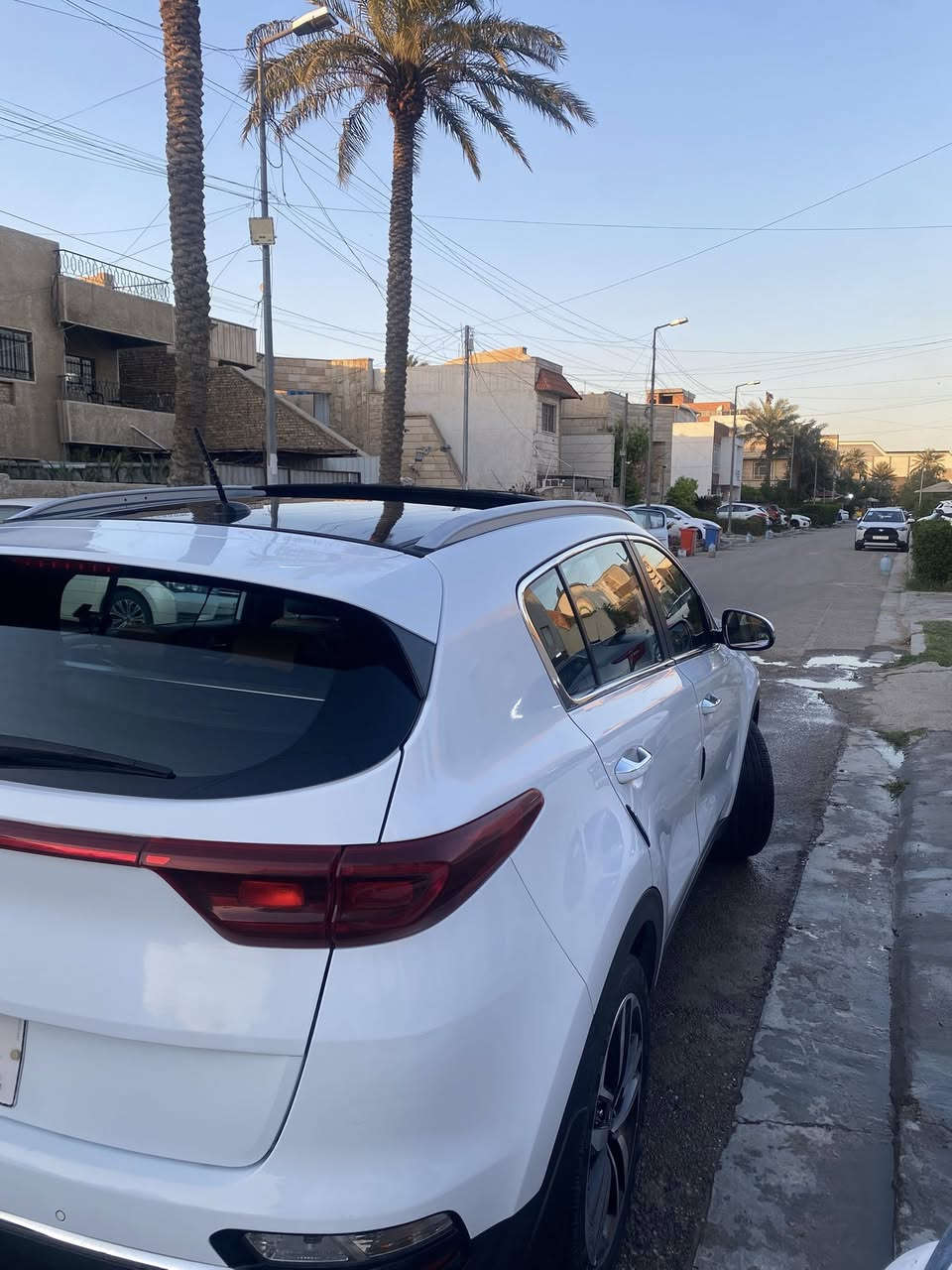 السلام عليكم
سبورتاج ٢٠١٩ شكل ٢٠٢٠ (الشركة الدولية)
- السيارة مكفولة من البارد و الصبغ (على ايدنا من استلام الوكاله) على وضع الشركة وماملعوب بيها اي شي ولا بيها اي اضافه و دهن محرك كله اصلي وقبل الاستحقاق يتبدل و البانزين فقط محسن وهايدروليك الكير تم تبديلة درجة اولى حسب توصيات الشركة من توصل ٦٠ الف كيلو للحفاظ على سلامة الكير وتم تبديل فلتر بانزين + دسكات من وصلت ٥٠ الف كيلو 
- ماشية ٧٤ الف كيلو
- بانوراما
- حساس خلفي امامي
- ويل حجم ١٩
- كشنات نص جلد نص قماش بس مدوشمه كلها جلد درجة اولى
- مودات قيادة
- تحكمات ستيرين
- بلوتوث
- بروجكترات
- سبير منازل
الموقع بغداد/ زيونة- تحويل مباشر
السعر ٢٠٣ ورقة 
للتواصل و الاستفسار ***********
