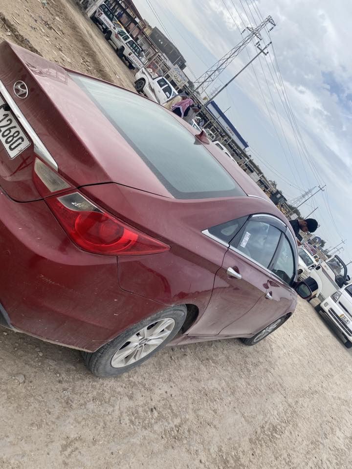 سوناتا 12 أمريكي ضربتها فقط دعاميه الاماميه مبدله البدنه وجاملق رش سياره جاهزه واحله من صور سياره جديده دواخلها نضيفه محرك كير صافيات كلش مصورها بطينها 
رقم ذي قار انكليزي ترهم مراوس بلانترا اقل سعر 
سعرها 108 وبيها مجال اتصال ***********
