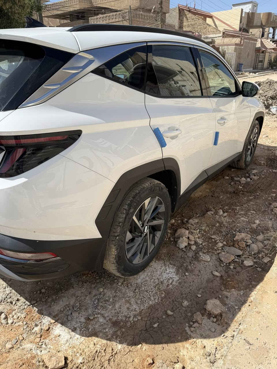 السلام عليكم
توسان ٢٠٢٤ خليجي كفالة عامة 
ماشية ١٢ الف حقيقي 
رقم بغداد الدولي تحويل مباشر 
مواصفاتها موضحة بالصور 
السعر ٢١٥ ورقة وبيها مجال 
للاتصال : ***********
